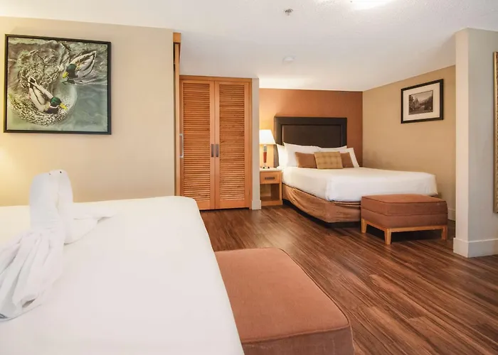 Coast Hillcrest Hotel